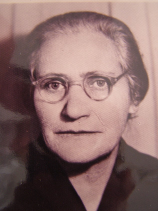 Zia Vincenza, moglie di zio Mincuccio