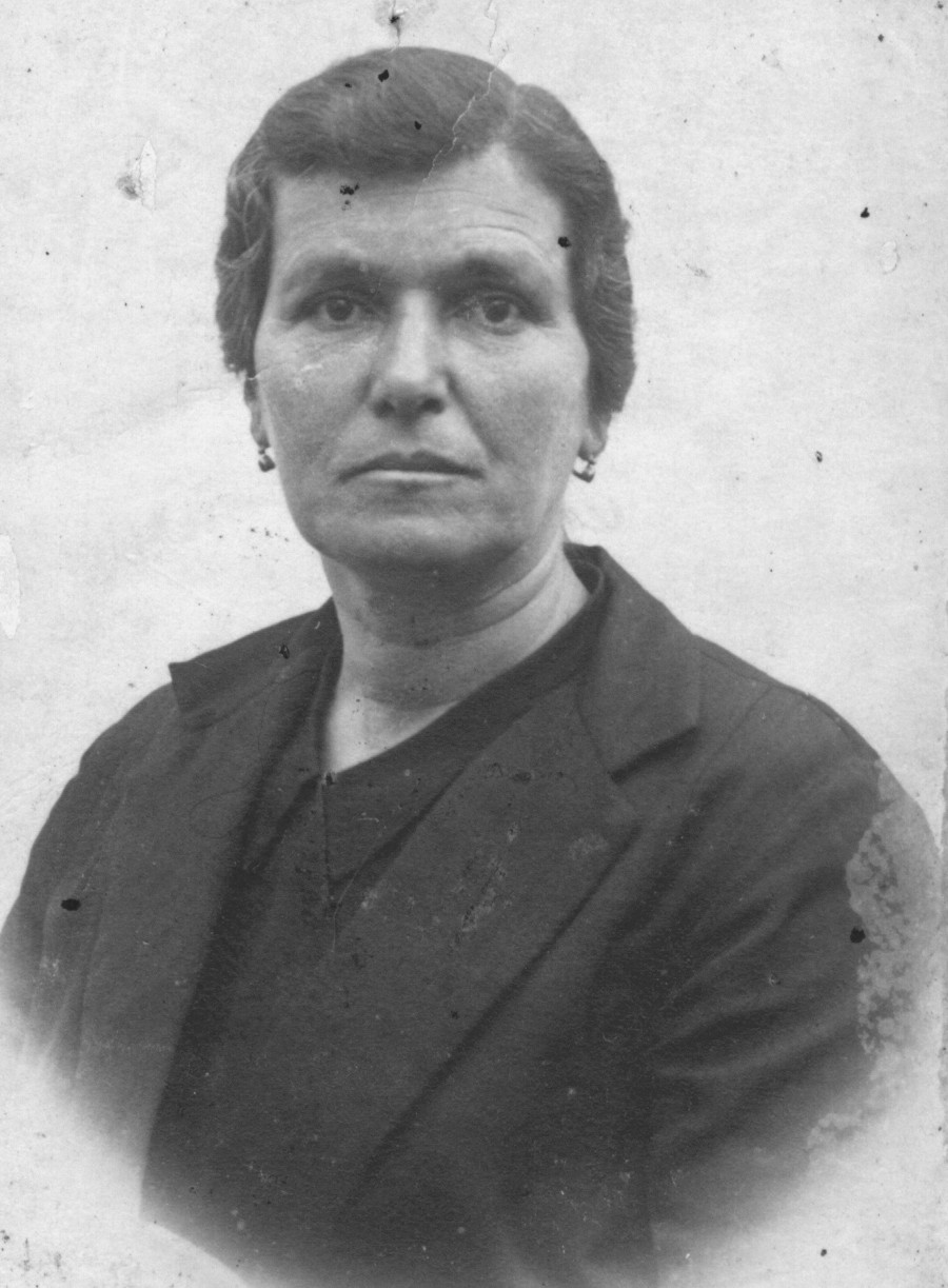Prima foto di nonna Maria
